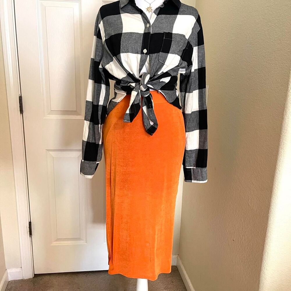 Sincerely Jules Orange Velvet Midi Skirt - size small